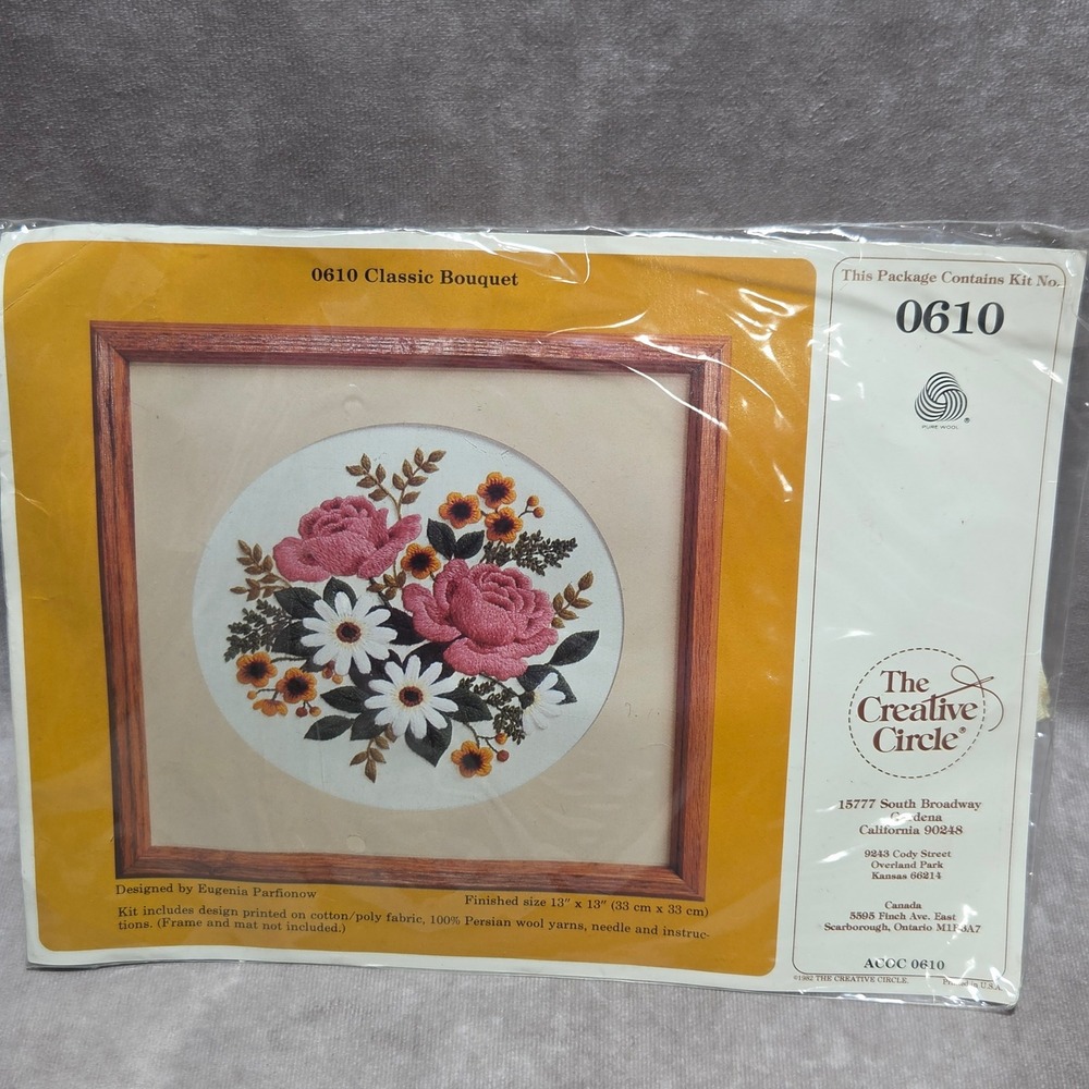 Vintage 1982 Creative Circle 0610 Classic Bouquet Crewel Embroidery Kit Floral